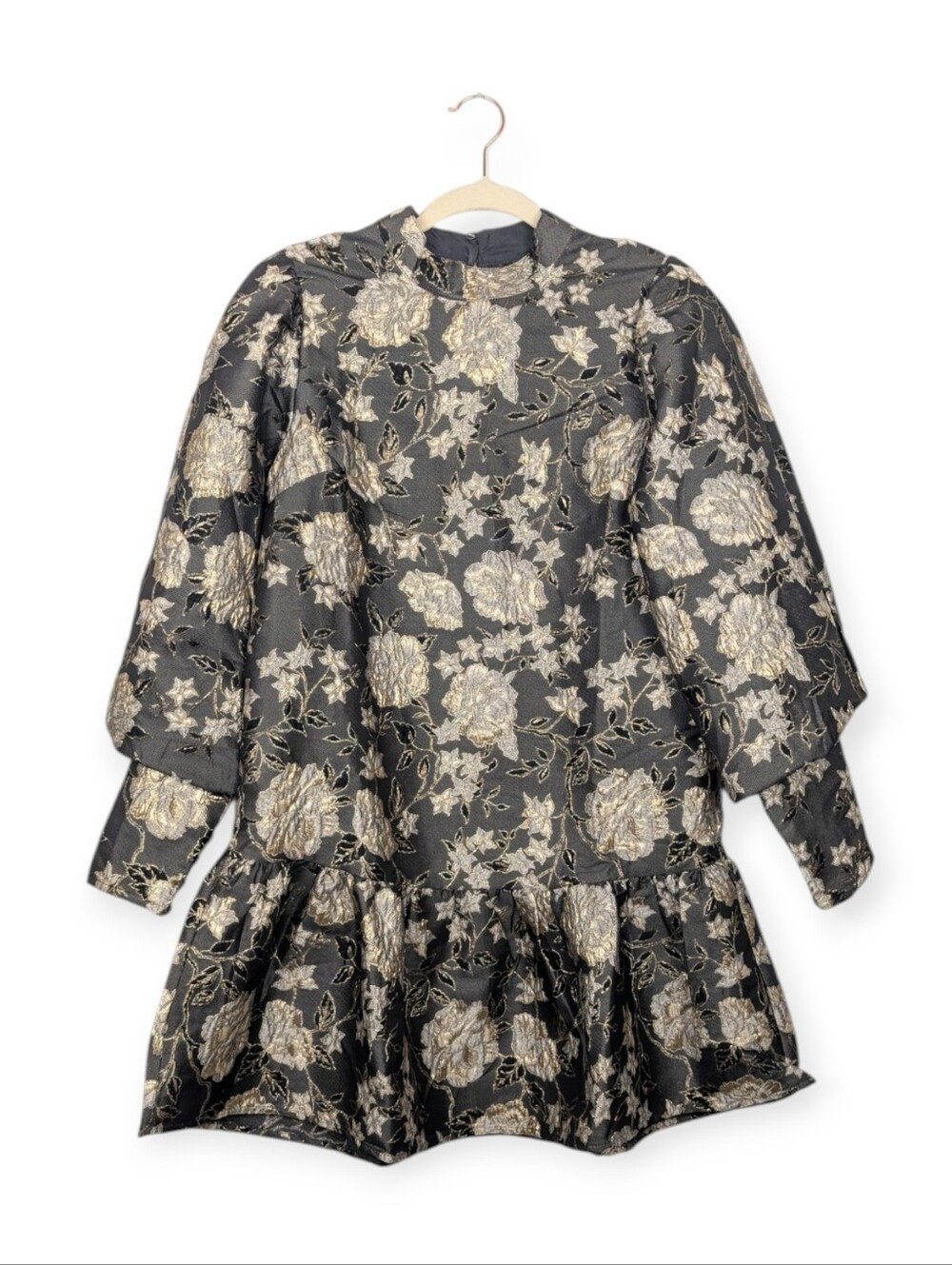 River Island Black Gold Floral Jacquard Dress Long Sleeve Ruffle Hem Size 4